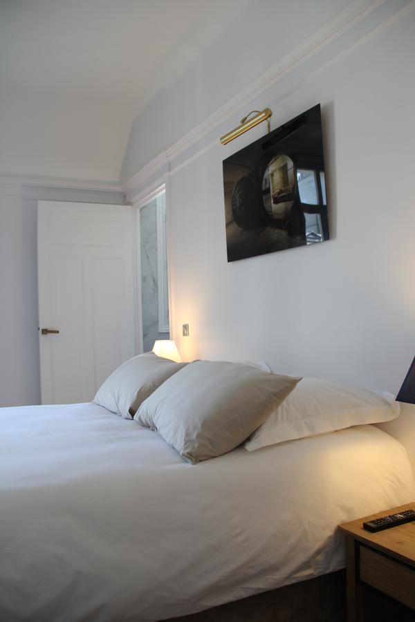 Appartement Champs Elysees Paříž Exteriér fotografie
